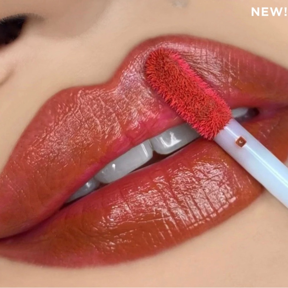 Reina Rebelde Mordida Lip Stain primer beso